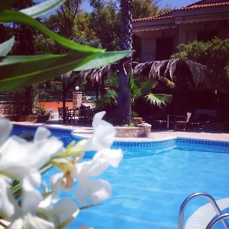 Hotel Ritsas 2*