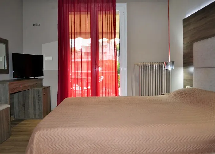 Ritsas 2* טולון