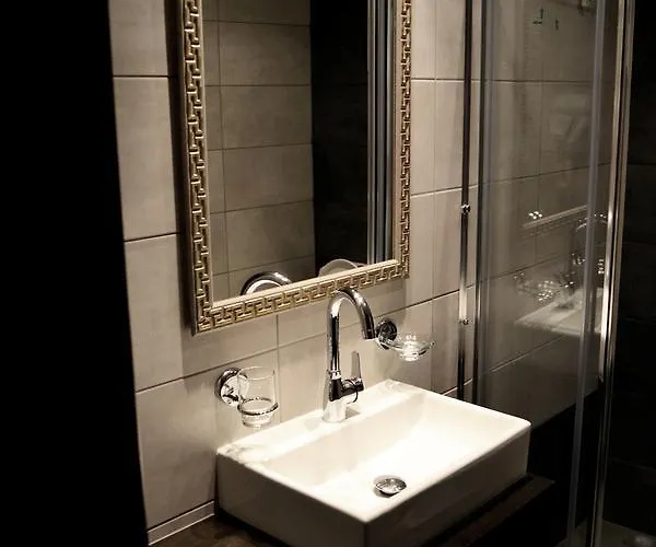 Ritsas 2* טולון